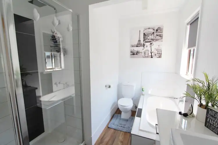 Sixth view of Homely house listing, 137 Thistle Street, Golden Square VIC 3555