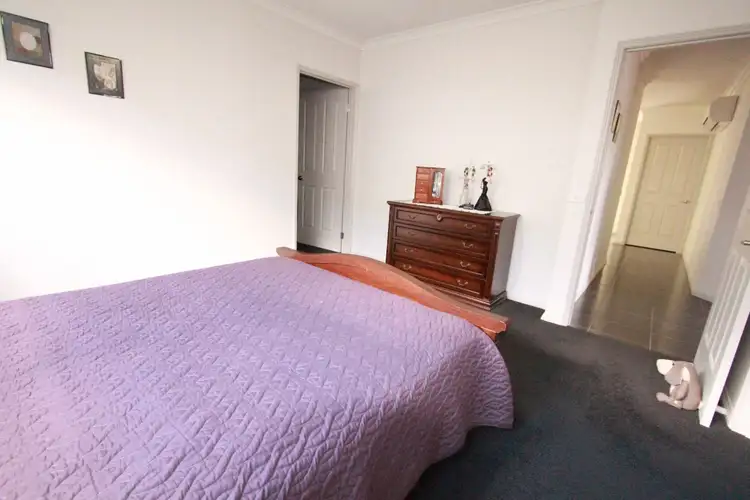 Fifth view of Homely house listing, 10 Nirimba Court, Ascot VIC 3551