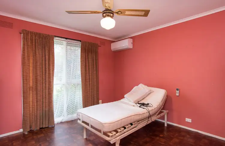 Fifth view of Homely house listing, 27 Shakespeare Avenue, Mooroolbark VIC 3138