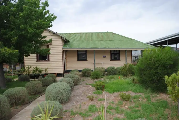 11 Mariners Reef Road, Maryborough VIC 3465