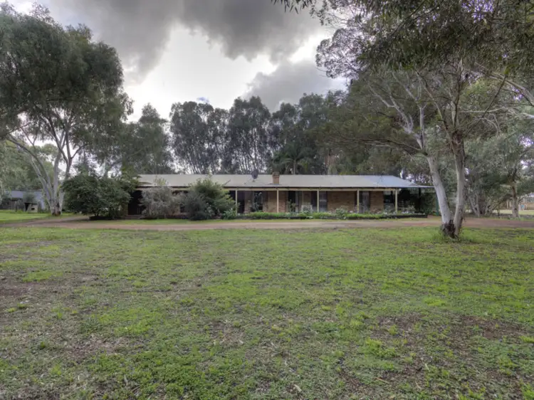 99 Bushmead Road