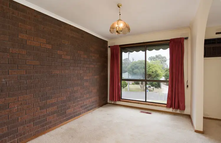 Third view of Homely house listing, 2 Karin Court, Mooroolbark VIC 3138