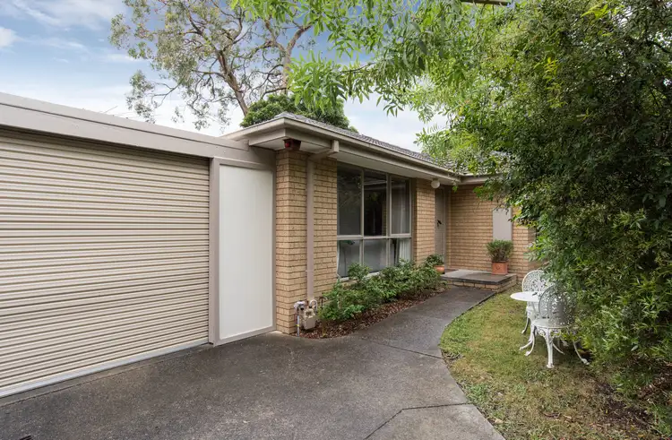 Main view of Homely unit listing, 2/27 Lois Street, Ringwood East VIC 3135