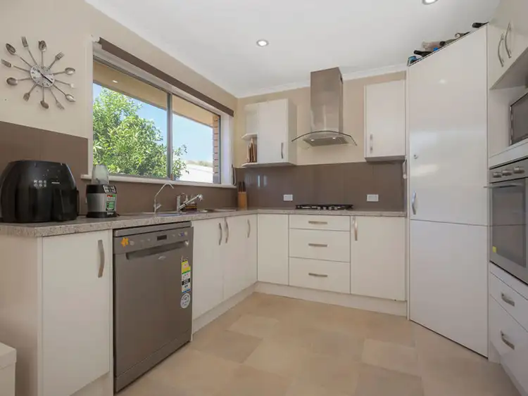 11 Jirra Place, Modbury North SA 5092