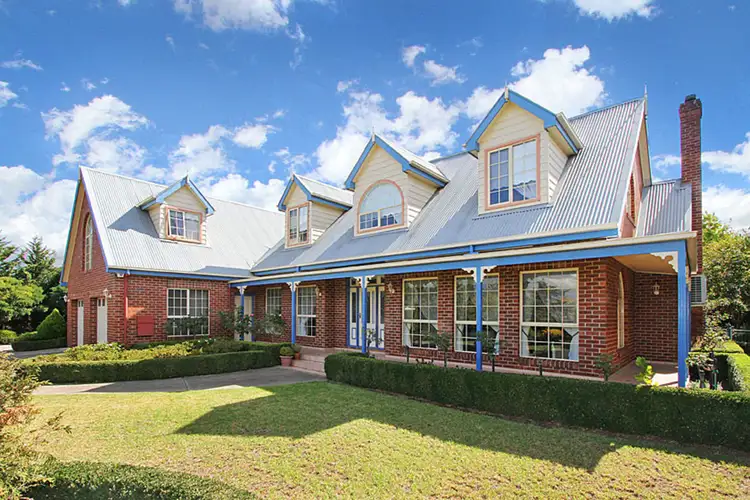 7 Laburnum Place, Hillside VIC 3037