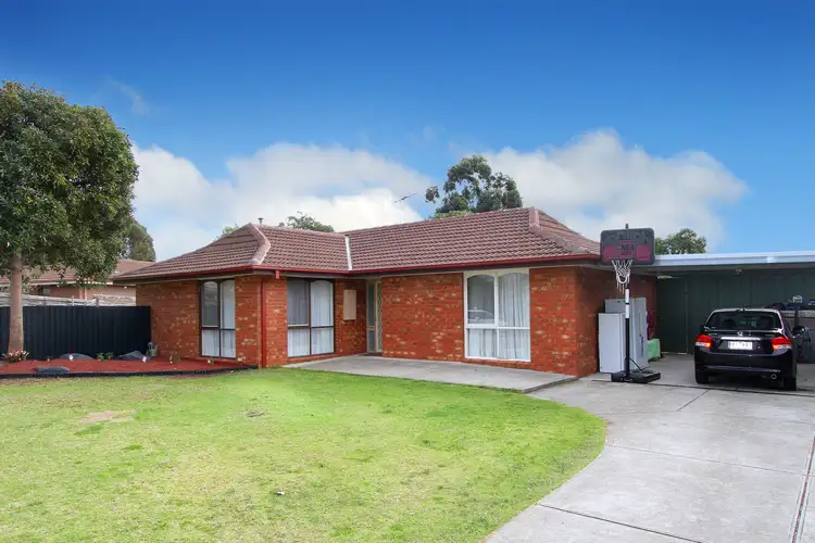21 Sherbrooke Crescent, Taylors Lakes VIC 3038