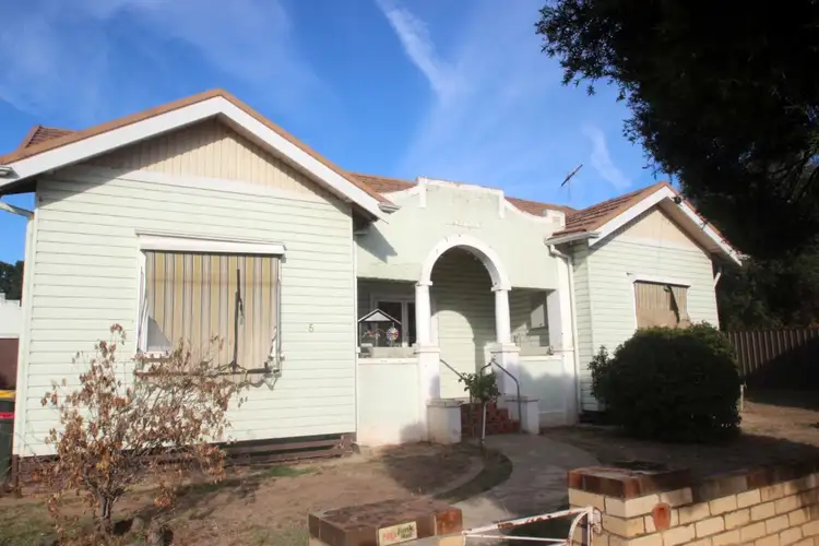 5 Peel Street, Maryborough VIC 3465