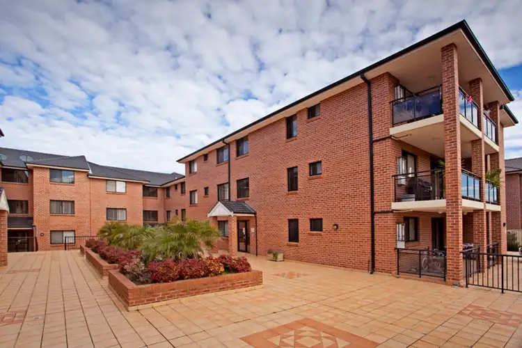 27/2a Mulla Road, Yagoona NSW 2199