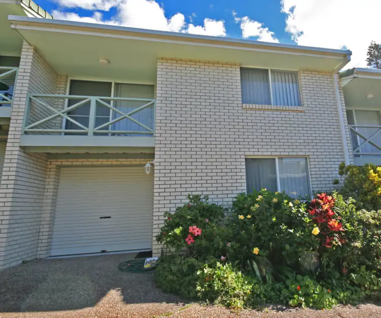 Main view of Homely townhouse listing, 2/6 Elanora Avenue, Pottsville NSW 2489