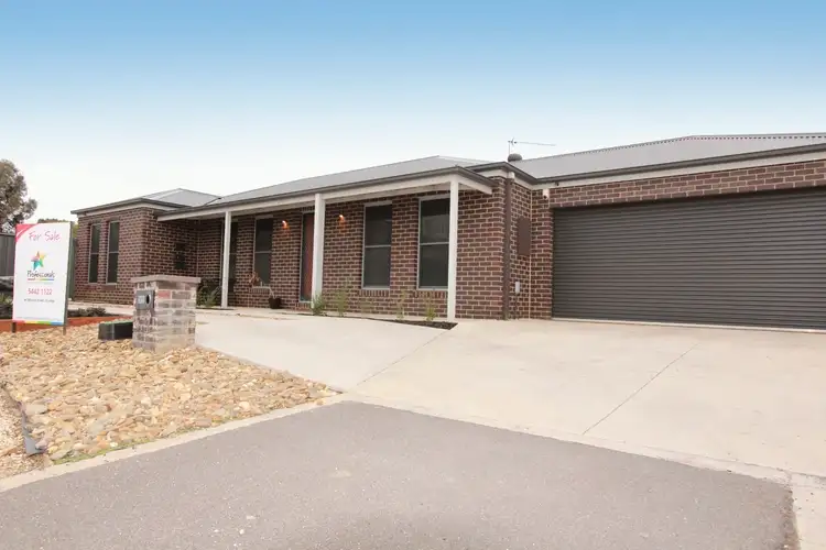 Main view of Homely house listing, 2 Kensington Grove, Bendigo VIC 3550