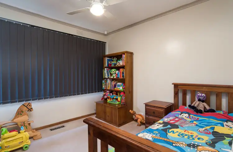 Sixth view of Homely house listing, 2 Chippendale Court, Chirnside Park VIC 3116
