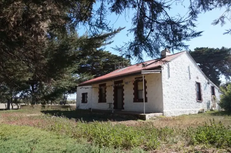 37 Yeomans Lodge Road, Middleton SA 5213