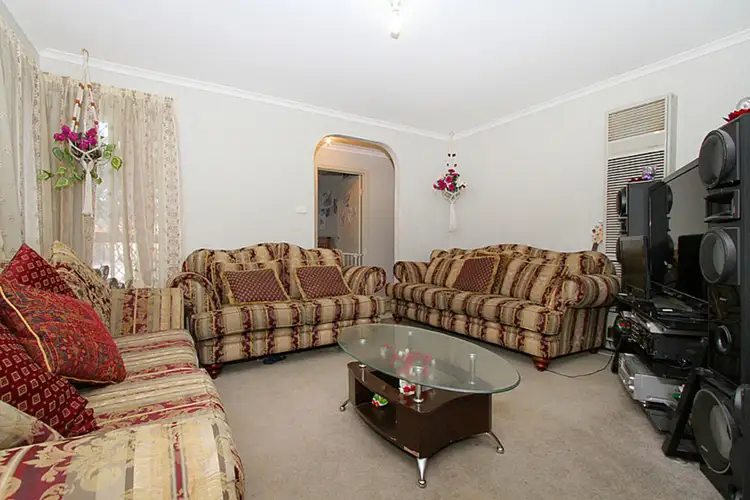 Third view of Homely villa listing, 2/19 Saratoga Crescent, Keilor Downs VIC 3038