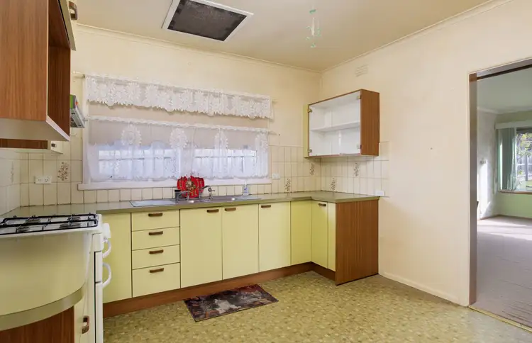Sixth view of Homely house listing, 86 Mount View Parade, Croydon VIC 3136
