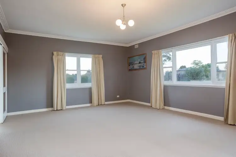 Fifth view of Homely house listing, 1 Ingleton Street West, Long Gully VIC 3550