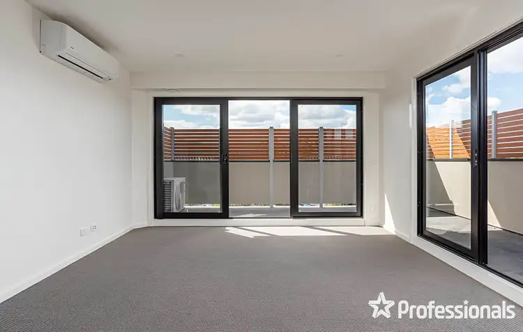 Fifth view of Homely apartment listing, 202/18 Myrtle Street, Bayswater VIC 3153