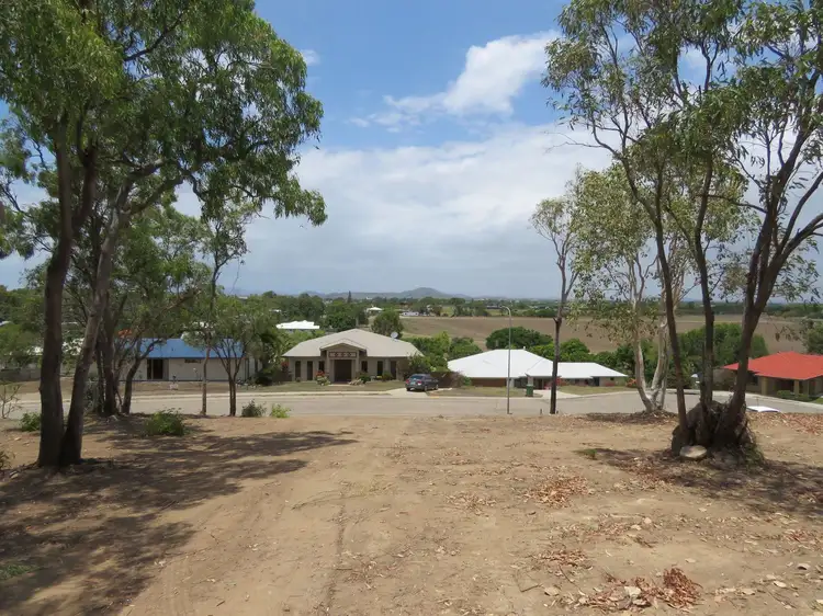 8 Craigie Court, Bowen QLD 4805