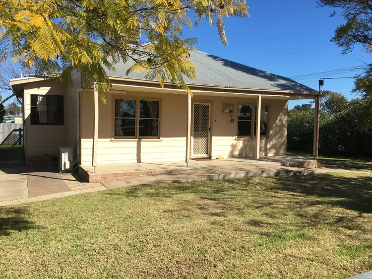 49 Marraboor Street