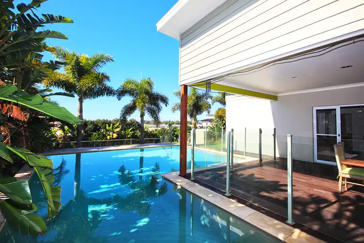 8 Ponsford Place, Pottsville NSW 2489
