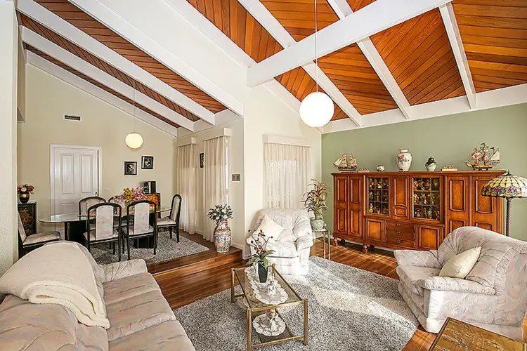 Sixth view of Homely house listing, 1 Mahon Court, Taylors Lakes VIC 3038