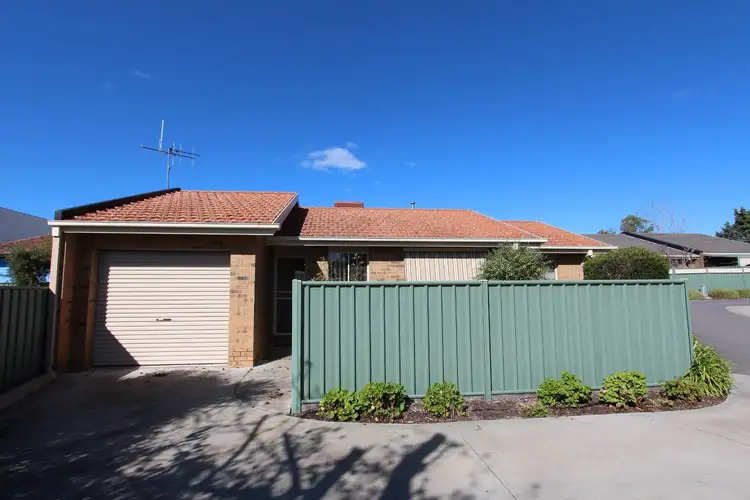 8/20 Glencoe Street, Kennington VIC 3550