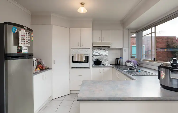 Fourth view of Homely unit listing, 1/12a Lusher Road, Croydon VIC 3136
