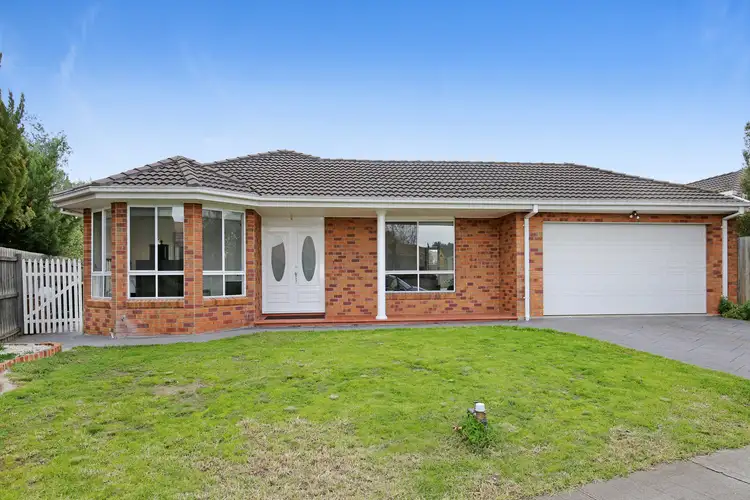 52 Salamander Drive, Taylors Lakes VIC 3038