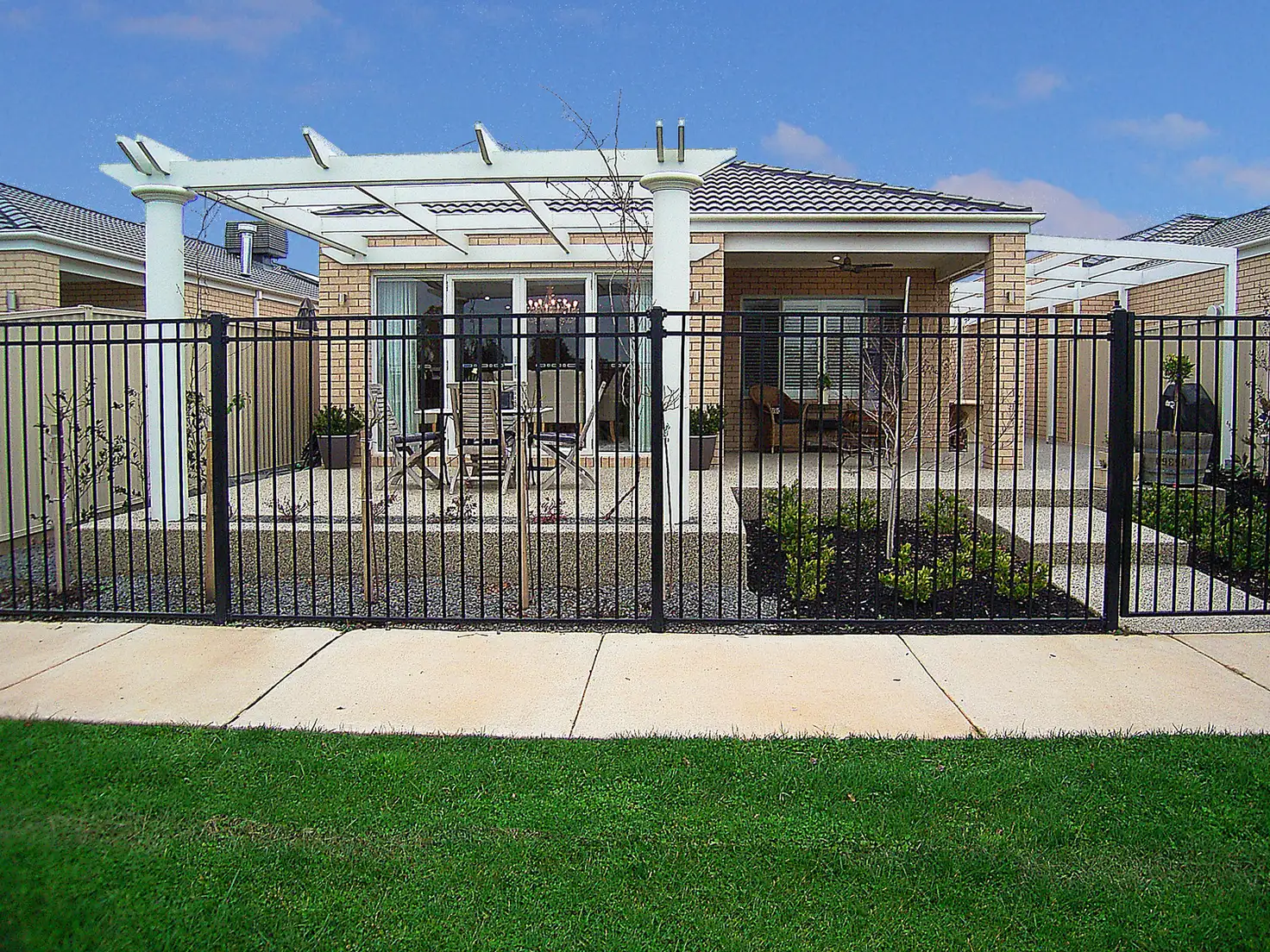 Main view of Homely townhouse listing, 10 Jolimont Terrace, Shepparton VIC 3630