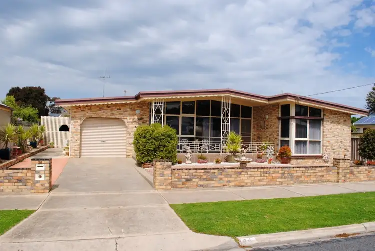 34 Alma Street, Maryborough VIC 3465