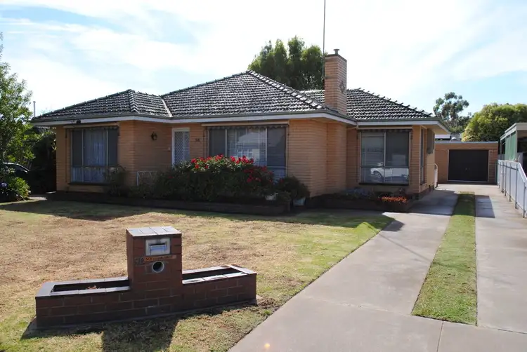 98 Park Road, Maryborough VIC 3465