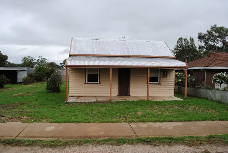 75 High Street, Avoca VIC 3467