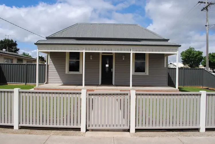 14 Sutton Road, Maryborough VIC 3465