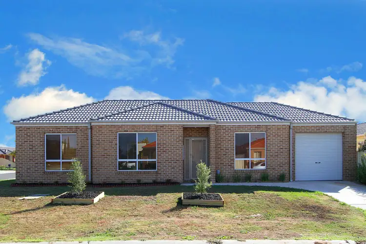 20 Marner Avenue, Hillside VIC 3037