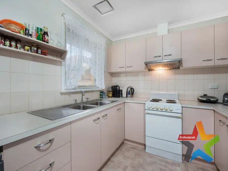 Seventh view of Homely house listing, 1 Bond Court, Croydon VIC 3136