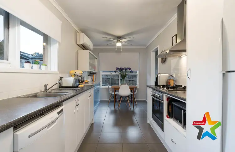 Fifth view of Homely house listing, 16 Sheldon Avenue, Mooroolbark VIC 3138