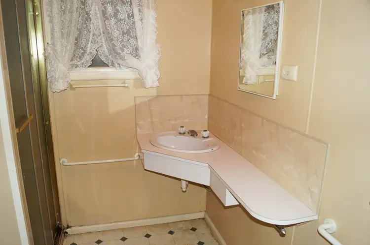 Seventh view of Homely house listing, 21 Gilchrist Street, Shepparton VIC 3630