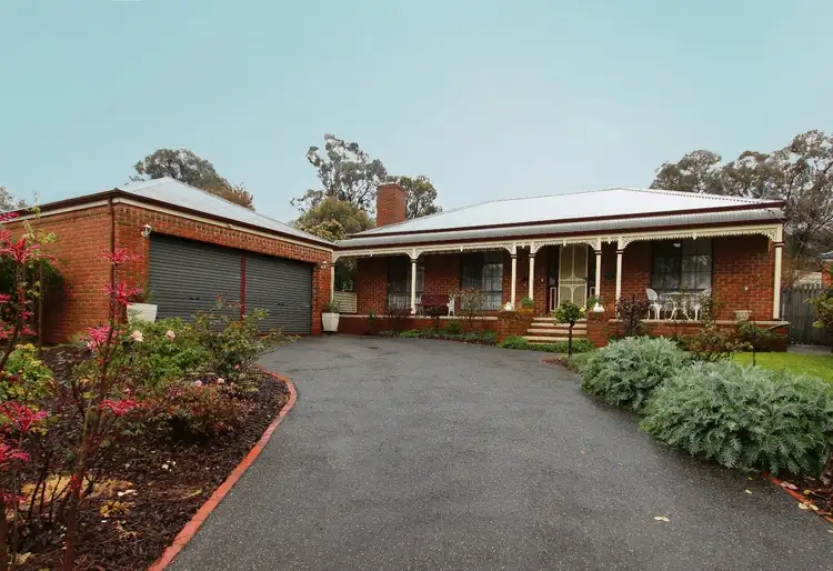 27 Warranwah Drive, Kennington VIC 3550
