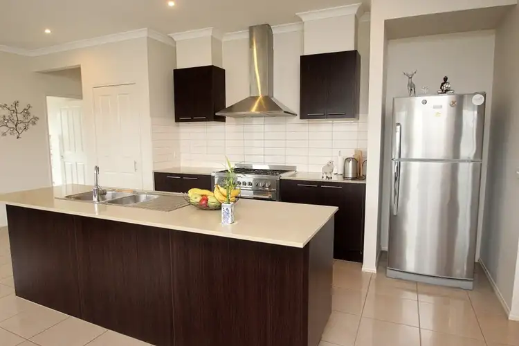 Fifth view of Homely house listing, 5 Shamrock Court, Maryborough VIC 3465