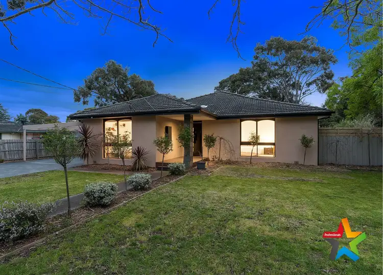 44 Landstrom Quadrant, Kilsyth VIC 3137