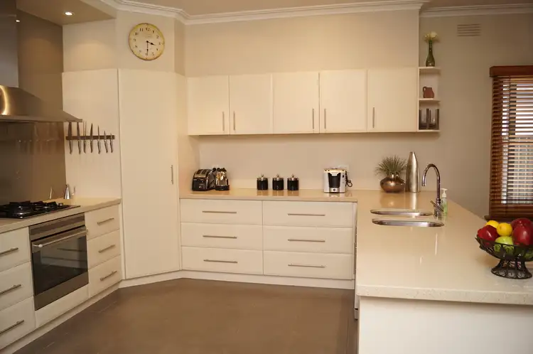 Sixth view of Homely house listing, 28 Newlyn Street, Shepparton VIC 3630