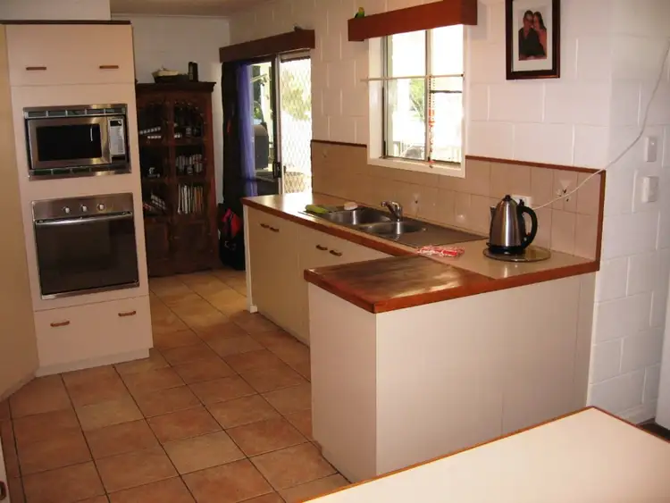 Sixth view of Homely house listing, 2 Blacksmith Street, Slade Point QLD 4740