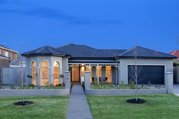 3 Sovereign Way, Hillside VIC 3037