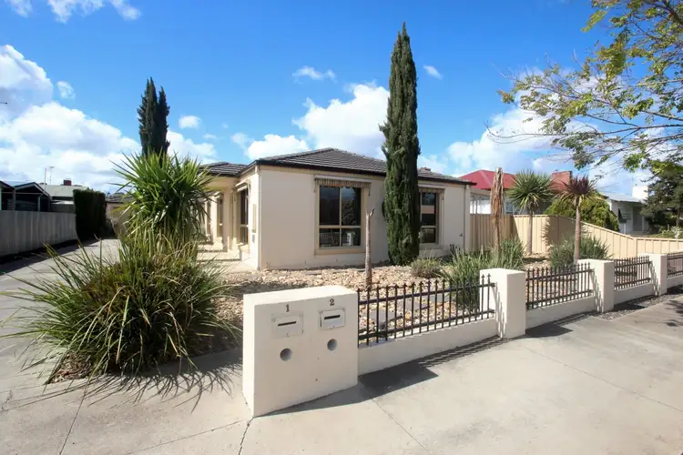 1/74 Park Road, Maryborough VIC 3465