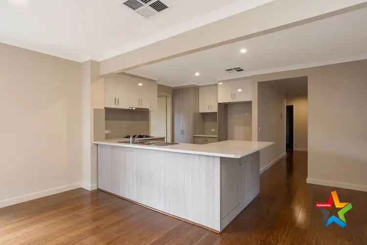 Fifth view of Homely unit listing, 1/18 Chirnside Drive, Chirnside Park VIC 3116