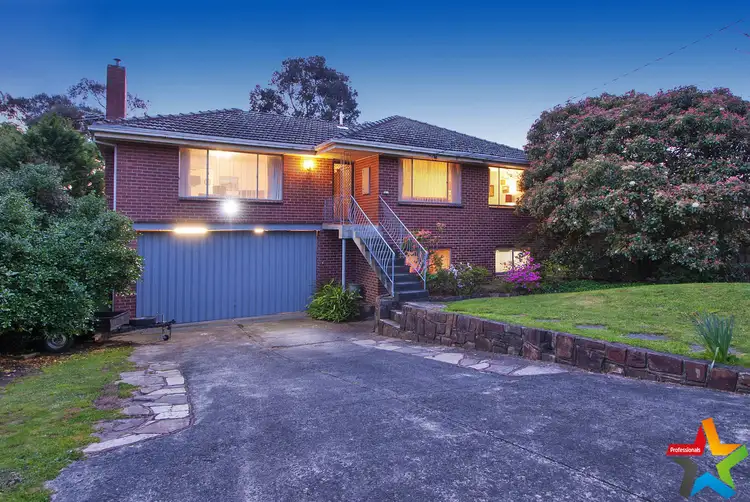 1 Wallace Way, Mooroolbark VIC 3138