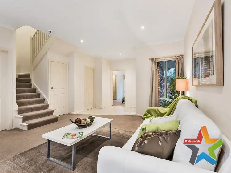 Fifth view of Homely townhouse listing, 6/11 William Road, Croydon VIC 3136