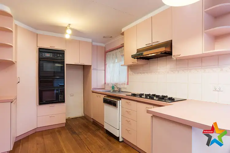 Fourth view of Homely house listing, 10 Greenslopes Drive, Mooroolbark VIC 3138