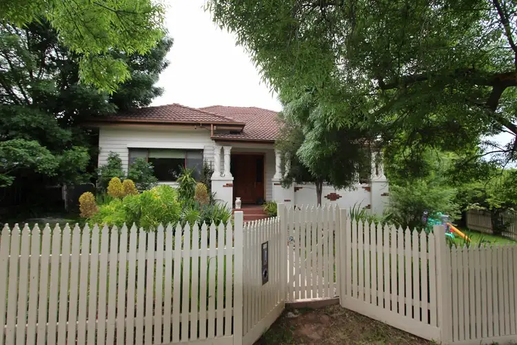 225 Neale Street, Flora Hill VIC 3550