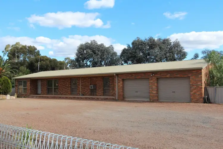 175 Loddon Valley Highway, Sailors Gully VIC 3556