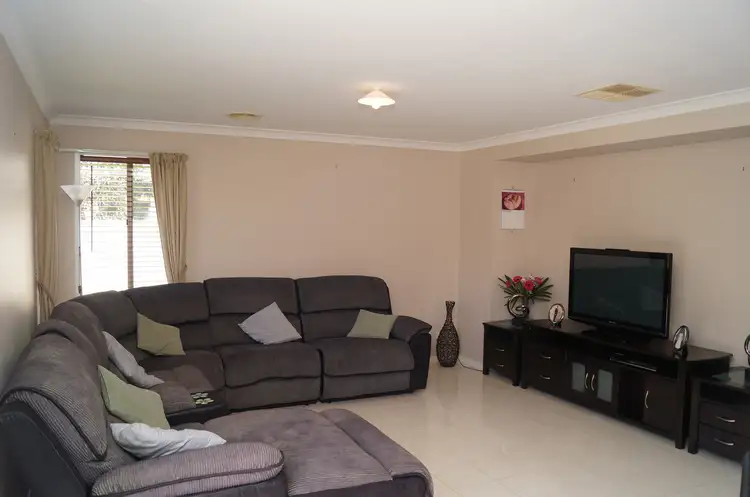 Fifth view of Homely house listing, 14 Sugargum Crescent, Kialla VIC 3631